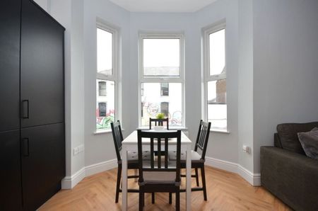 Apartment 2, 110 Wellesley Avenue, Belfast BT9 6DH - Photo 3