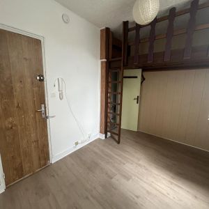 Location Appartement 1 pièce 15m² BORDEAUX 33000 - Photo 2