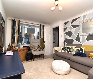 Gainsborough Drive, Lawford, Manningtree, CO11 2JU - Photo 2
