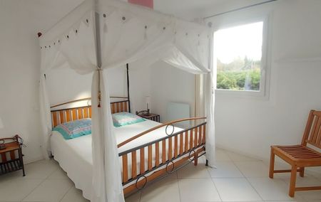 Location Maison Simiane-collongue - Photo 3