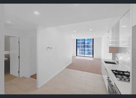 Fully Furnitured /Space and style in an exclusive development 'The Finery' - Photo 2