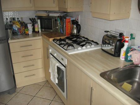 2 bedroom house to rent - Photo 2