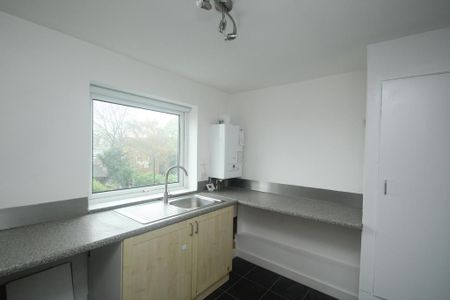 2 bedroom flat to rent - Photo 5