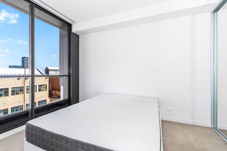 Immaculate Furnished Apartment With Great Facilities - Photo 2