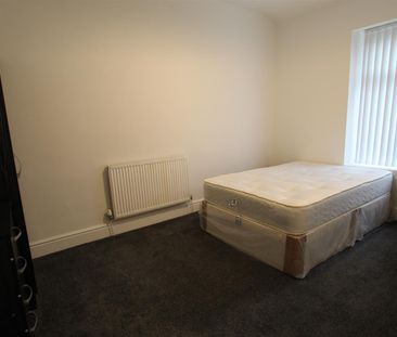 1 bed house share to rent in Every Street, Burnley, BB11 - Photo 2