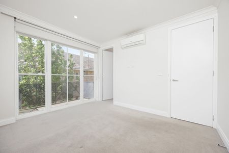 3/708 Orrong Road, Toorak VIC 3142 - Photo 4