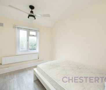 3 bedroom semi-detached house to rent - Photo 6