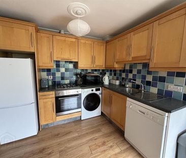 Apartment 5 St. Johns Wharf 1-3 Laganbank Road, Belfast, BT1 3LT - Photo 6
