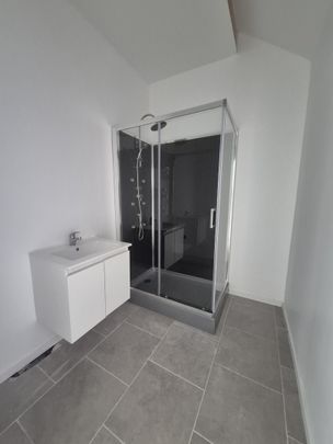 Location Appartement 2 pièces 31m² FEIGNIES 59750 - Photo 1