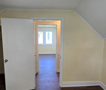 For Lease - 5176 Stanley Avenue, Niagara Falls, Ontario - Photo 5