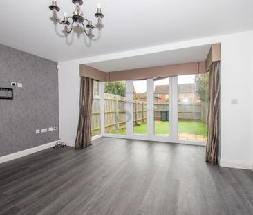 4 bedroom townhouse to rent - Photo 5