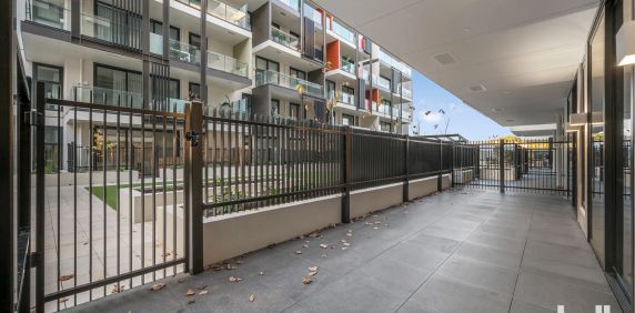 Contemporary Apartment Living in the Heart of Norwood - Photo 2