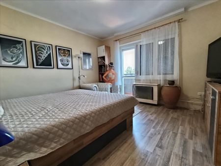 Kiadó felújított lakás - Pécs - Fotó 4