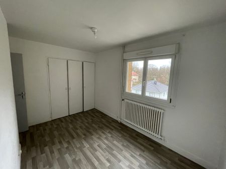 Location - Appartement T4 - 78 m² - Valentigney - Photo 3