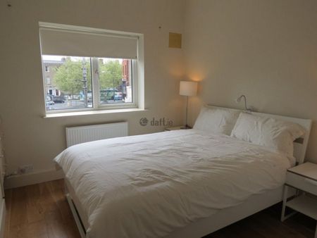 Apartment to rent in Dublin, Saint Kevin's - Photo 3