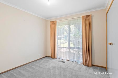 22 Thurleigh Avenue, CROYDON SOUTH - Photo 4