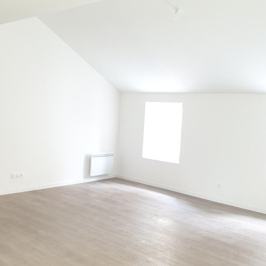 Location Appartement 3 pièces 67m² POITIERS 86000 - Photo 1