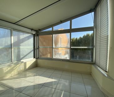 Location Appartement 4 pièces 90m² LORGUES 83510 - Photo 3