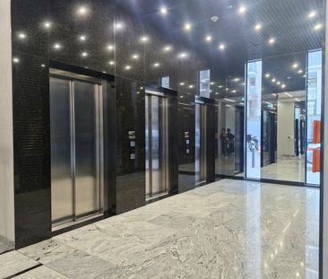 Studio z loggią i garażem w sercu Woli - wynajem. - Zdjęcie 2