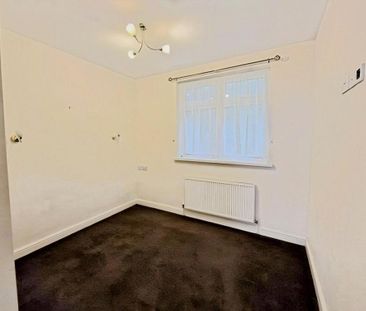 2 bedroom property to rent - Photo 4