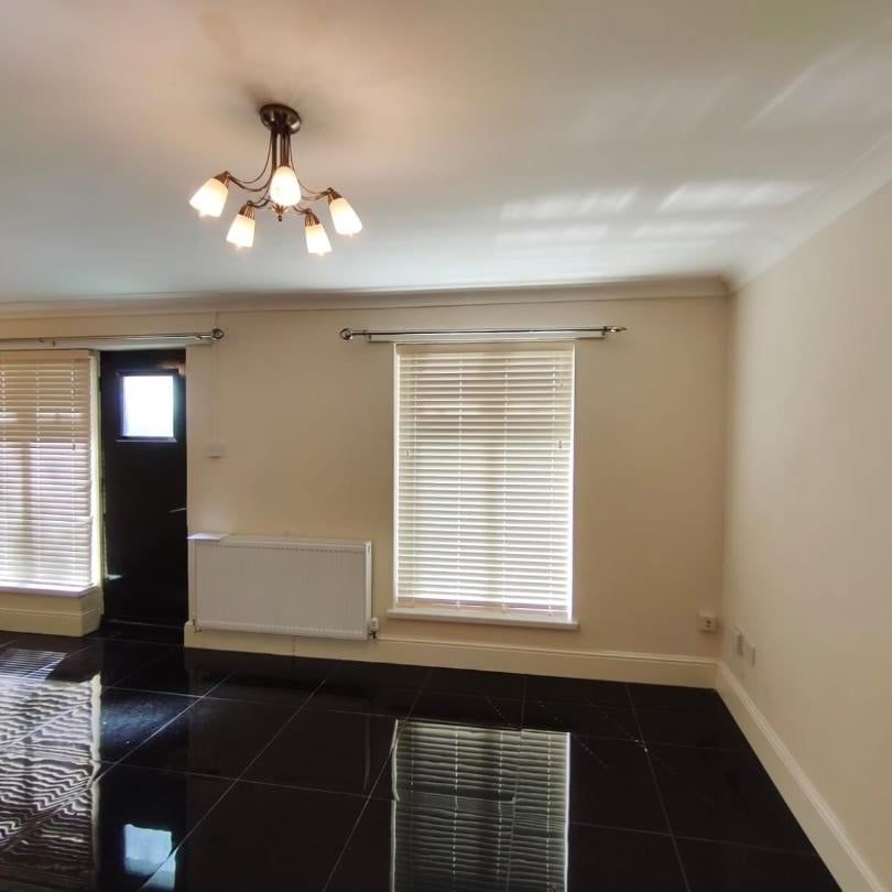 3 Bed End Terrace, Blackley, M9 - Photo 1