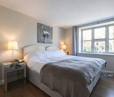 2 bedroom maisonette to rent - Photo 5