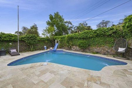 Luxury home - semi detached self contained area for rent - Photo 5