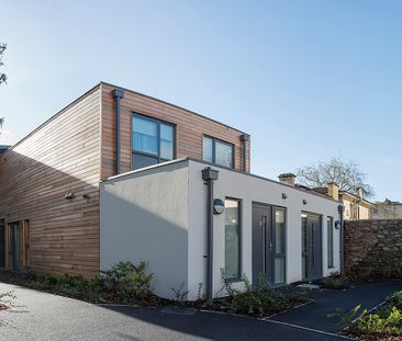 Tyndalls Park Road Room 1 - Photo 1