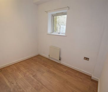 Amber Court, Brewers Gate, High Street, Romford, RM1 - Photo 4