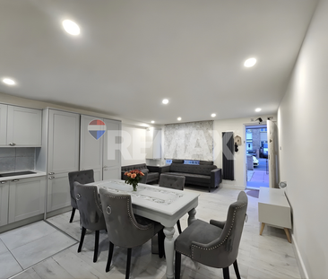 4 bedroom terraced house to rent - Photo 3