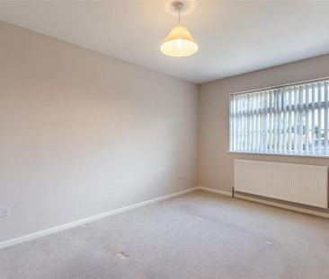 3 bedroom bungalow to rent - Photo 2