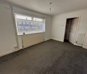 1 bedroom semi-detached bungalow to rent - Photo 4