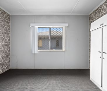 25 Walkers Ln, Booval QLD 4304 - House For Rent | Domain - Photo 6