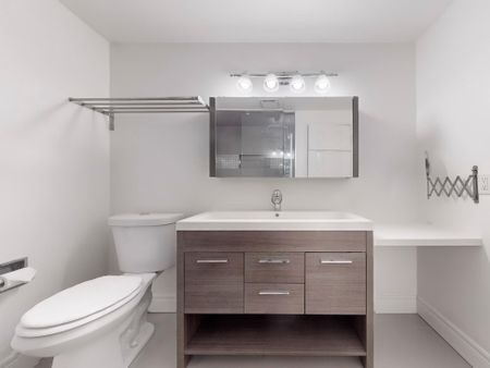 For Lease - 3400 Drummond Road, Mississauga, Ontario - Photo 4