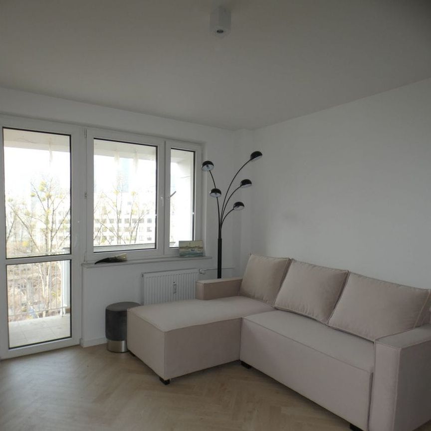 Ładny 2 pokojowy apartament w Centrum Warszawy 38 m² - Zdjęcie 1