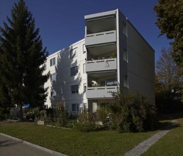 First in your four walls - Foto 1