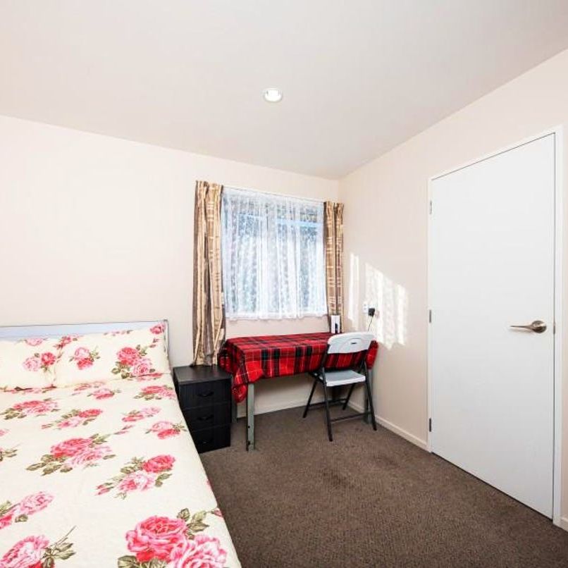 55a Wharenui Road, Upper Riccarton - Photo 1