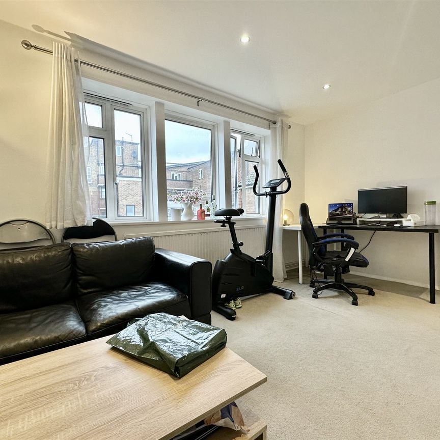 Islip Street, London - Photo 1