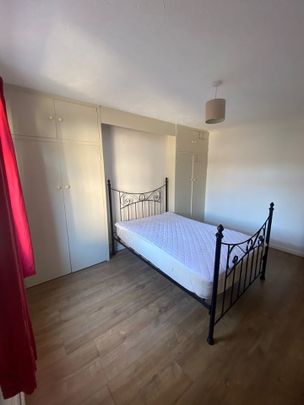 4 Bed Terraced House, Lewes Road, BN2 - Photo 1