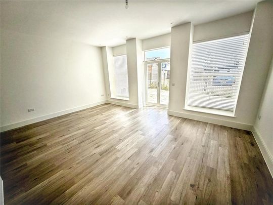 2 bedroom terraced house to rent - Photo 1