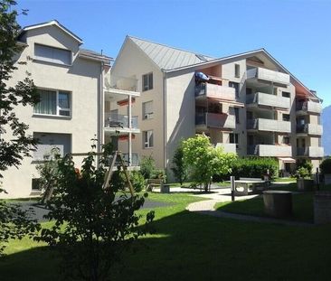 Modern Living - Photo 3