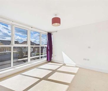 Pavilions, Windsor, Berkshire, SL4 - Photo 3