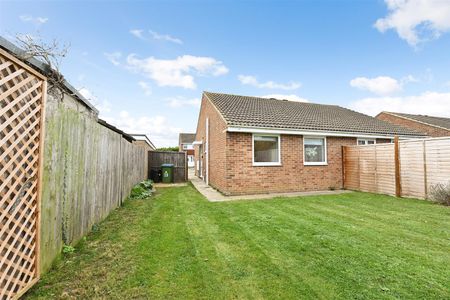 Moorhen Way, North Bersted, PO22 9DA - Photo 3