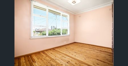 Air-Conditioned Four-Bedroom Family Home with Two Living Areas, Single Carport and Tandem Garage! - Photo 4