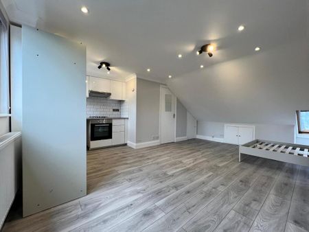 Studio to rent - Photo 5