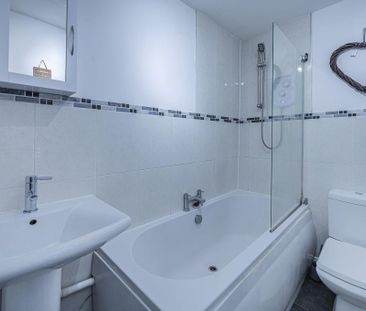 2 Bed End Terrace, Maukinfauld Court, G32 - Photo 5