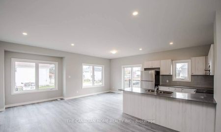 For Lease - 310 Court Street Unit# 2, Oshawa, Ontario - Photo 5