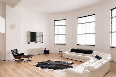 3 bedroom flat to rent - Photo 5