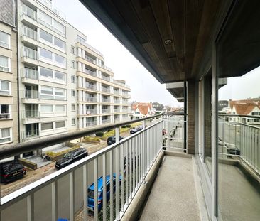 2-slaapkamer appartement met zijdelings zeezicht te Duinbergen. - Foto 2