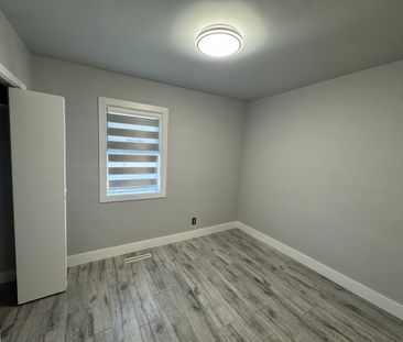 2 Bedroom Upper Suite - Photo 5